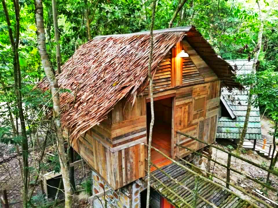 要回归最原始的生活，住住简单的木屋也是不错的。 -图取自ATV KG JKIN面子书-