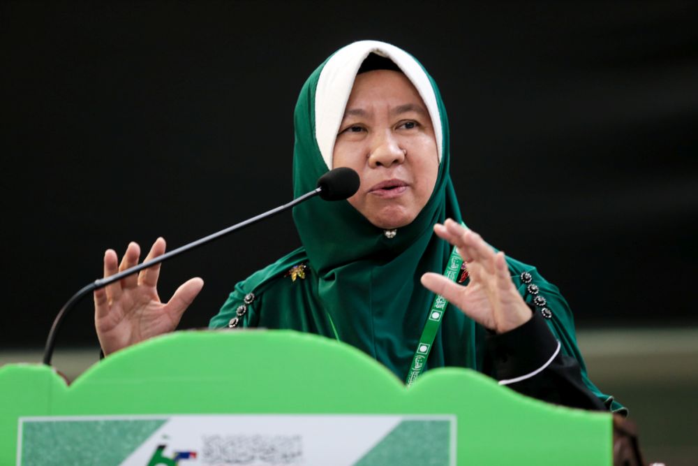 PAS Central Committee member Dr Halimah Ali Abdullah speaks during the last day of Muktamar 2019 in Kuantan June 23,2019.  u00e2u20acu201d Picture by Ahmad Zamzahuri