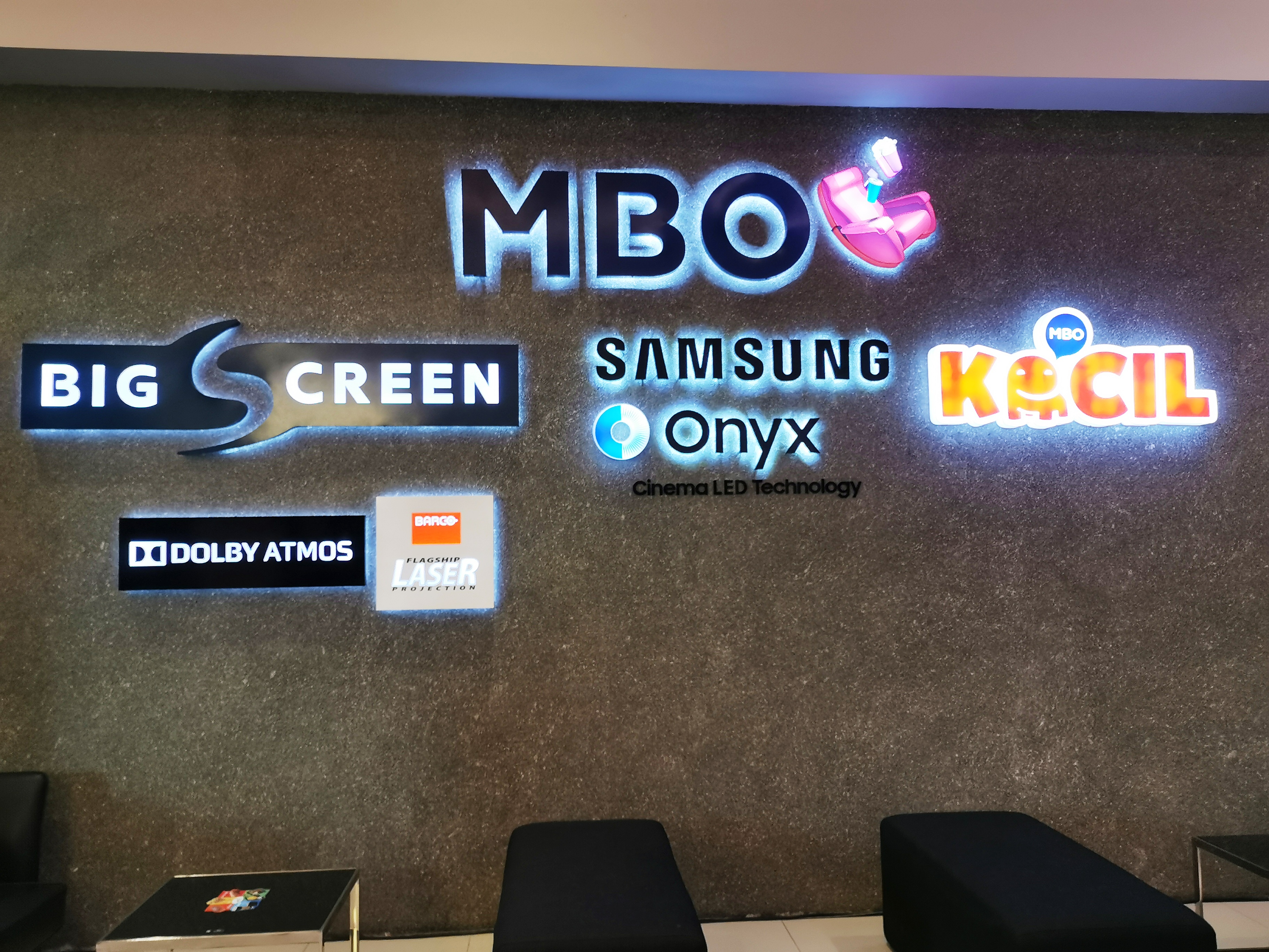 目前Atria Mall的MBO影院除了新引进的三星Onyx之外，还有Kecil、Bigscreen、杜比环绕Atmos以及镭射投影等不同设施和影音系统的影厅。-杨琇媖摄-