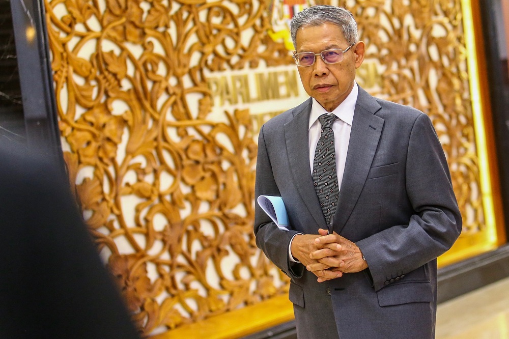 Jeli MP Datuk Seri Mustapa Mohamed arrives at the Parliament lobby in Kuala Lumpur July 8, 2019. u00e2u20acu201d Picture by Hari Anggara