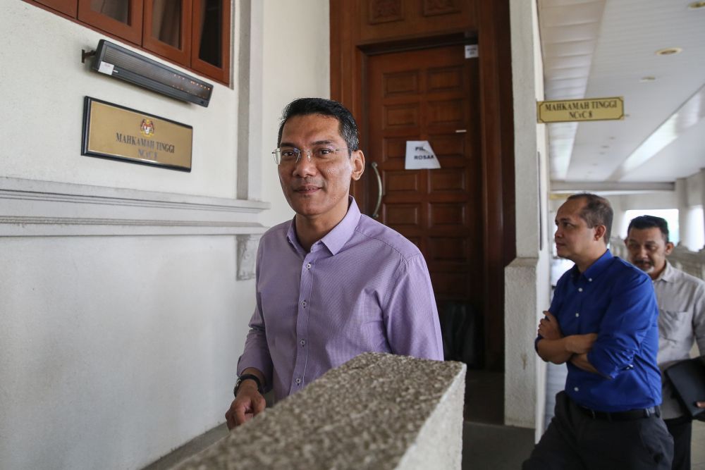 Jaringan Melayu Malaysia president Datuk Azwanddin Hamzah Ariffin Abu Bakar is pictured at the Kuala Lumpur High Court July 29, 2019. u00e2u20acu201d Picture by Yusof Mat Isa