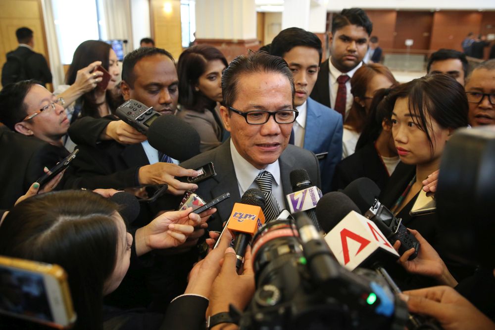 Minister in the Prime Minister's Department Datuk Liew Vui Keong speaks to reporters at the Parliament lobby in Kuala Lumpur July 4, 2019. u00e2u20acu201d Picture by Yusof Mat Isa