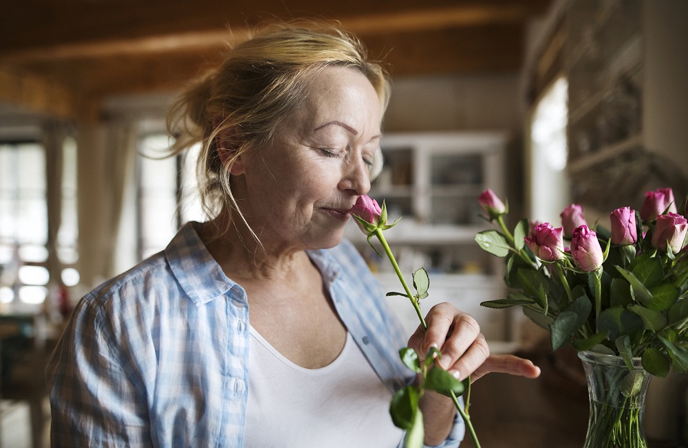 The study showed that women have more connections in the areas of the brain where tau proteins spread, which may accelerate its accumulation and increase the risk of developing Alzheimeru00e2u20acu2122s. u00e2u20acu201d GrapeImages/AFP pic        