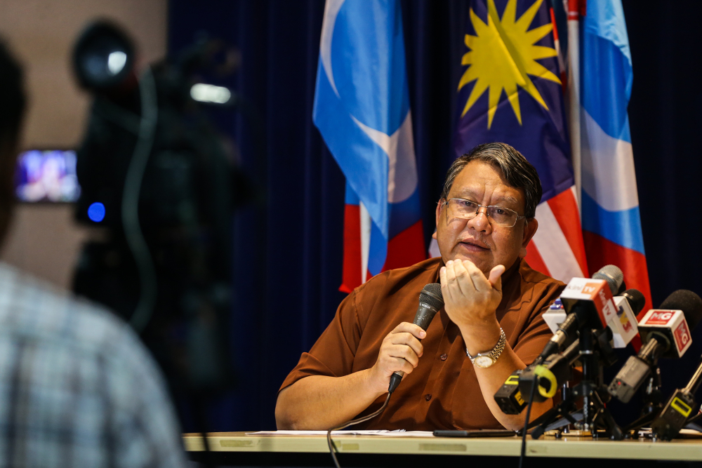 PKR Discipline Bureau chief Datuk Ahmad Kassim speaks during a press conference at PKR headquarters in Petaling Jaya August 21, 2019. u00e2u20acu201d Picture by Ahmad Zamzahuri