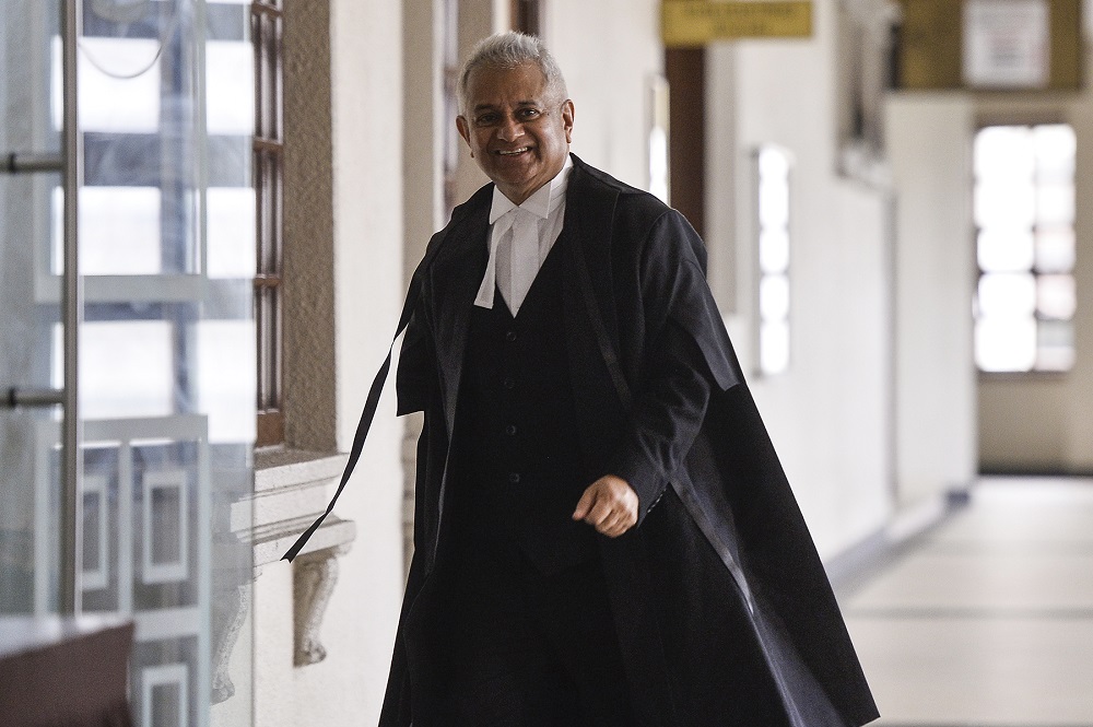 Attorney General Tommy Thomas arrives at the Kuala Lumpur High Court August 23, 2019. u00e2u20acu201d Picture by Miera Zulyana