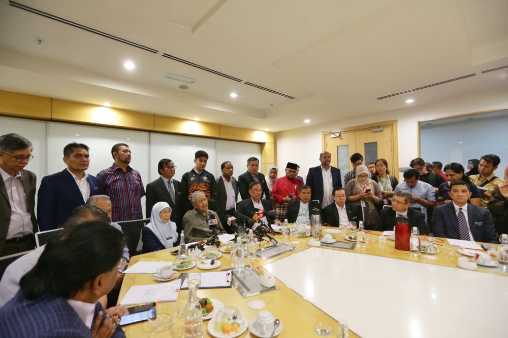 Prime Minister Tun Dr Mahathir Mohamad addresses reporters during a press conference at the Al-Bukhary Foundation in Kuala Lumpur August 30,2019. u00e2u20acu201d Picture by Ahmad Zamzahuri
