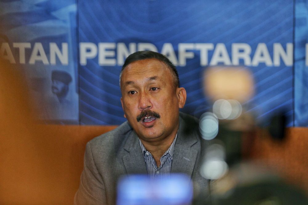 National Registration Department (NRD) director-general Datuk Ruslin Jusoh speaks to reporters during a press conference at NRD headquaters in Putrajaya September 9, 2019. u00e2u20acu201d Picture by Ahmad Zamzahuri