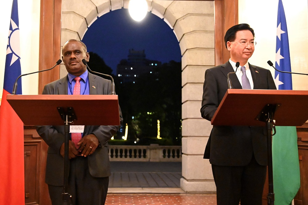 Taiwanu00e2u20acu2122s Foreign Minister Joseph Wu (right) takes part in a press conference with Solomon Islandsu00e2u20acu2122 Foreign Minister Jeremiah Manele at the Taipei Guest House in Taipei September 9, 2019. u00e2u20acu201d AFP pic          