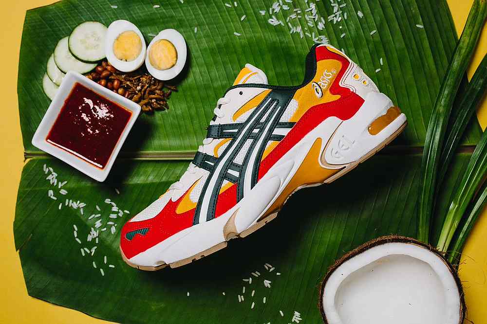 Only 500 pairs of the GEL-Kayano 5 nasi lemak are available. u00e2u20acu201d Image via Twitter/Complex Sneakers