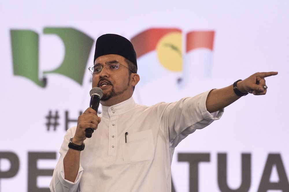 Umno Youth chief Datuk Asyraf Wajdi Dasuki speaks during a townhall session at Himpunan Penyatuan Ummah (Muslim Unity Rally) at the Putra World Trade Centre in Kuala Lumpur September 13, 2019. u00e2u20acu201d Picture by Miera Zulyana