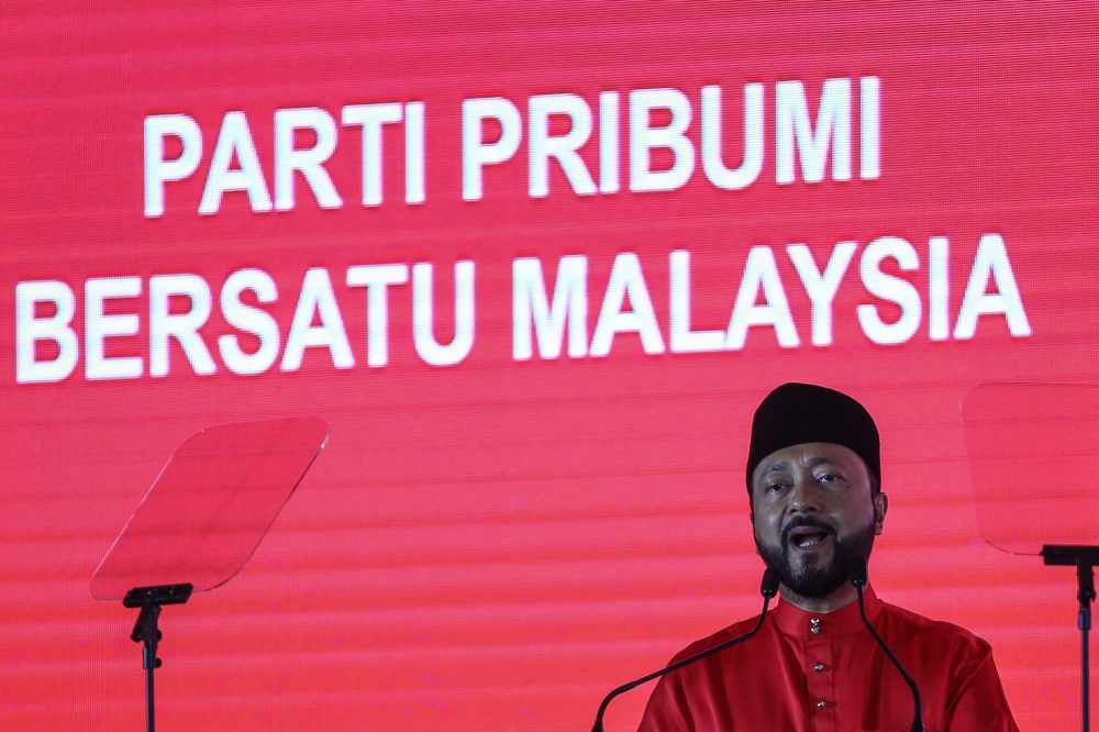 Datuk Seri Mukhriz Mahathir speaks at PPBMu00e2u20acu2122s third year anniversary celebration in Shah Alam September 12, 2019. u00e2u20acu2022 Picture by Yusof Mat Isa
