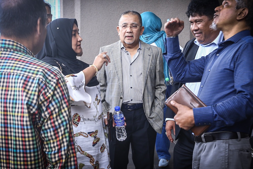 Former Felda chairman Tan Sri Mohd Isa Abdul Samad is seen at the Kuala Lumpur Court Complex, October 8, 2019. u00e2u20acu201d Picture by Hari Anggara