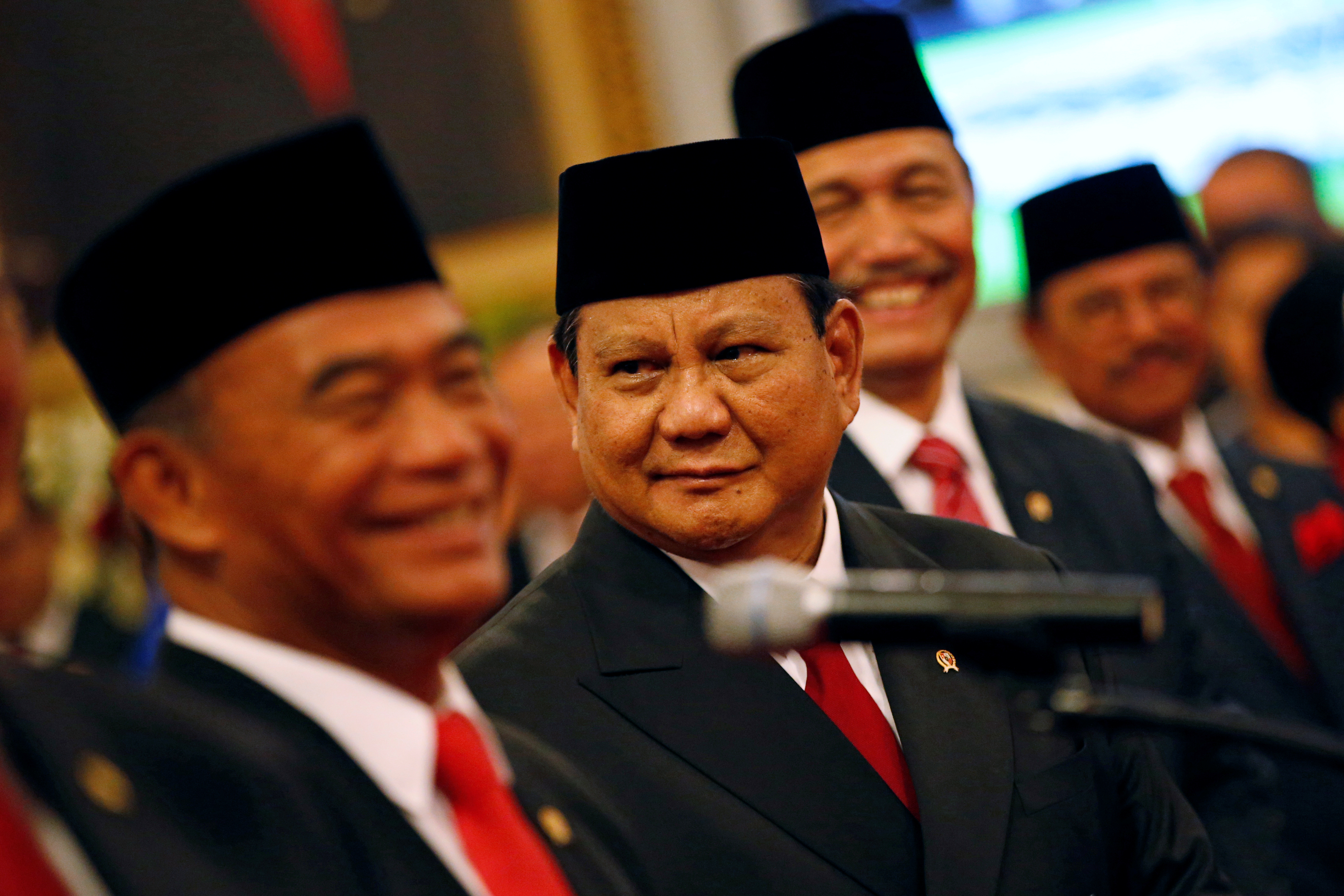 大印尼运动党主席普拉博沃（中），也是佐科在总统选举中的竞争对手。-路透社-