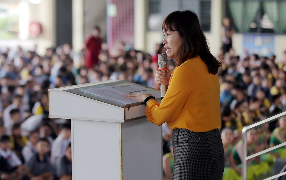 Deputy Education Minister Teo Nie Ching speaks at an event at SJKC Bercham in Ipoh October 2, 2019. u00e2u20acu201d Picture by Farhan Najib