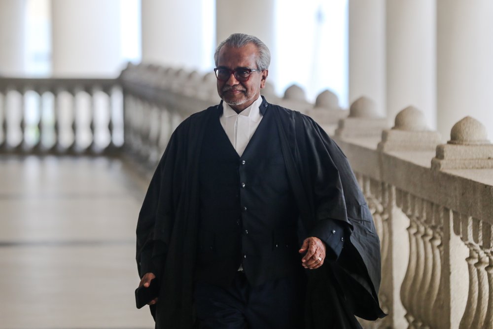 Lawyer Tan Sri Muhammad Shafee Abdullah is pictured at the Kuala Lumpur High Court in Kuala Lumpur Court October 30, 2019. u00e2u20acu2022 Picture by Firdaus Latif
