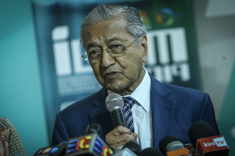Prime Minister Tun Dr Mahathir Mohamad speaks during a media conference at the 10th International Greentech and Eco Products Exhibition and Conference in Kuala Lumpur October 10, 2019. u00e2u20acu201d Picture by Hari Anggara