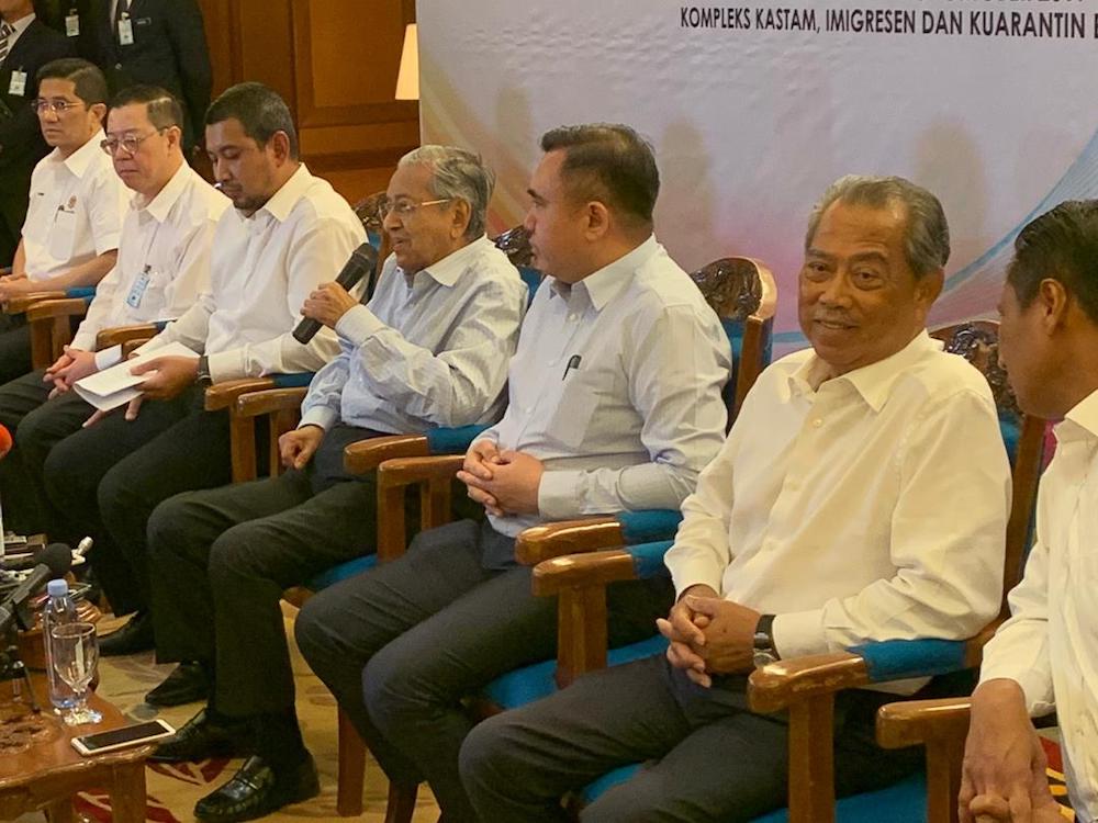 Prime Minister Tun Dr Mahathir Mohamad said the sale or disposal of government strategic assets falls under Khazanah, of which he is the chairman. u00e2u20acu201d Picture by Ben Tan