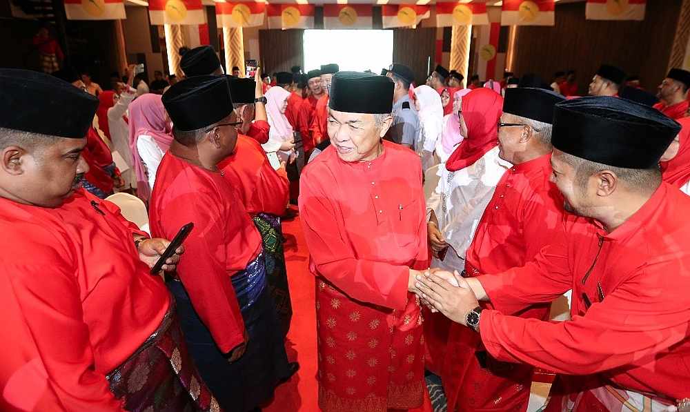 Barisan Nasional chairman Datuk Seri Ahmad Zahid Hamidi (centre)  at the Johor Umno Convention 2019 held at the Trove Hotel, Johor Baru October 5, 2019. u00e2u20acu201d Picture by Ben Tan