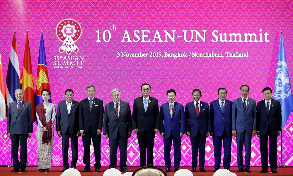UN Secretary-General Antonio Guterres poses with Asean leaders during the Asean summit in Bangkok November 3, 2019. u00e2u20acu201d Reuters pic