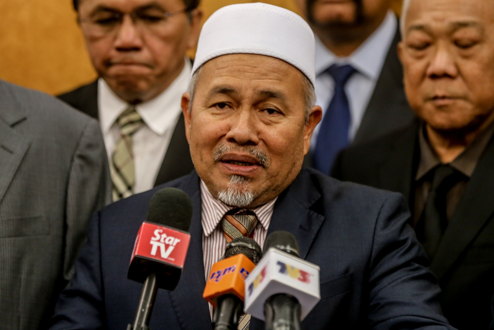 PAS deputy president Datuk Tuan Ibrahim Tuan Man speaks during a press conference at Parliament in Kuala Lumpur November 13, 2019. u00e2u20acu201d Picture by Firdaus Latif