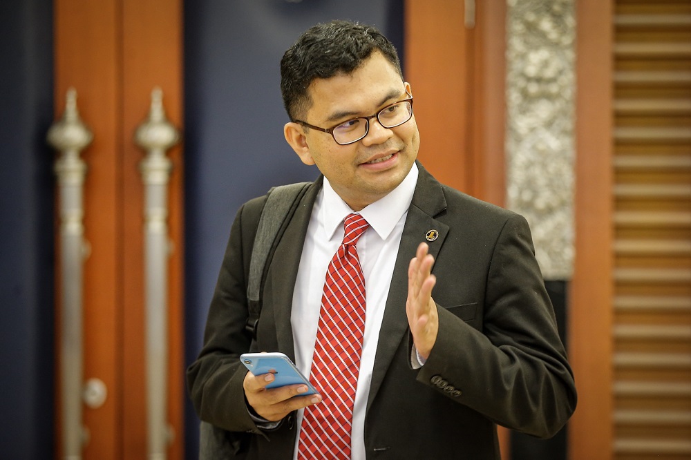 Johor Baru MP Akmal Nasrullah Mohd Nasir at the Parliament Lobby in Kuala Lumpur November 14, 2019. u00e2u20acu201d Picture by Hari Anggara