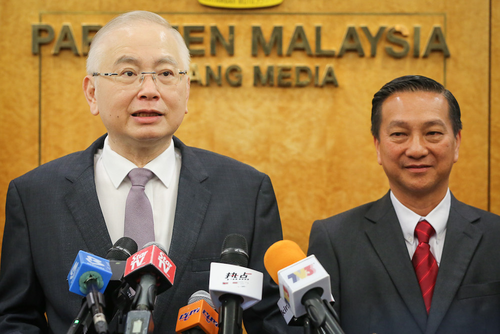 Datuk Seri Wee Ka Siong speaks during a press conference at Parliament in Kuala Lumpur November 18, 2019, as Datuk Seri Wee Jeck Seng looks on. u00e2u20acu201d Picture by Yusof Mat Isa