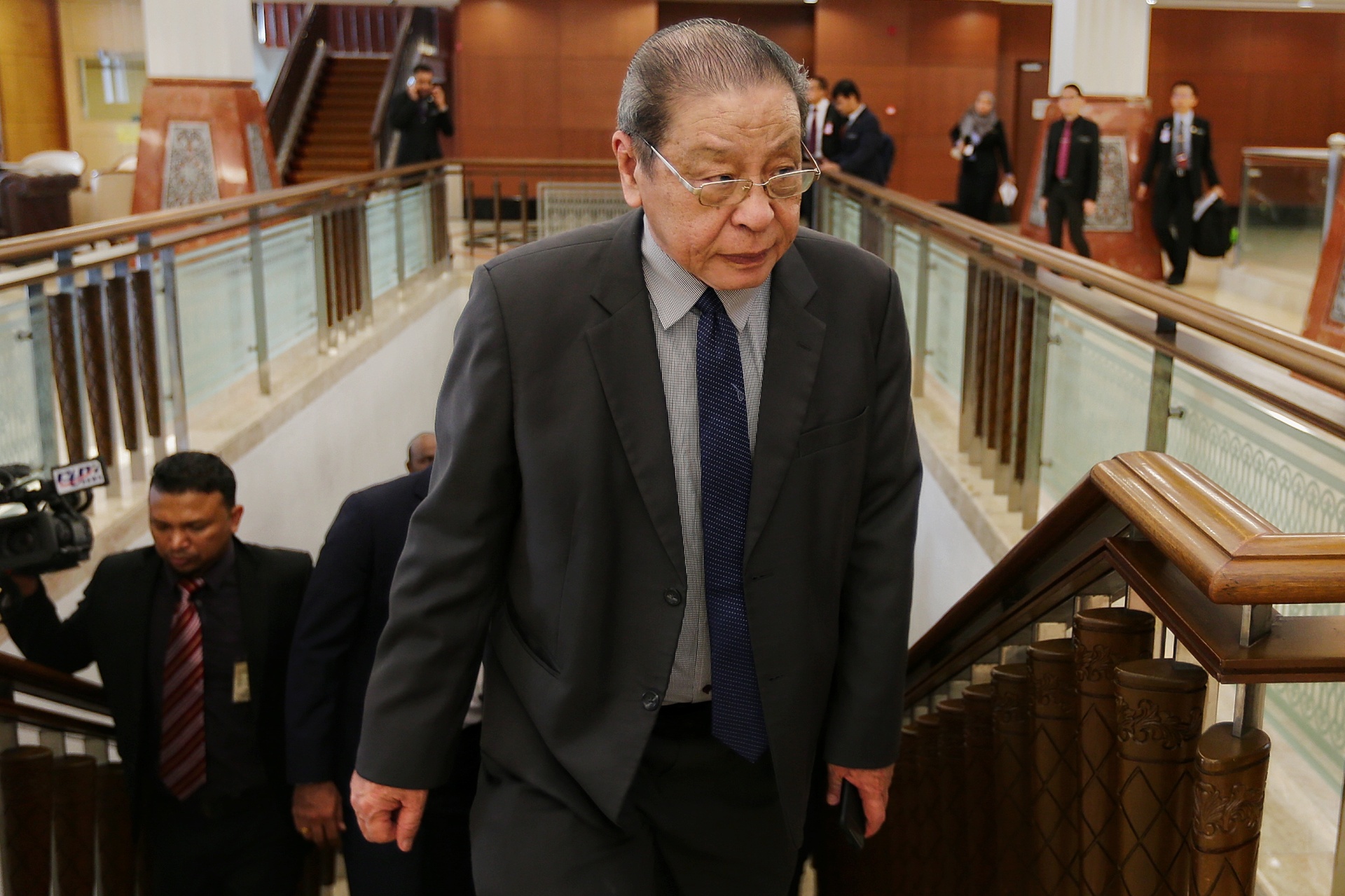 Lim Kit Siang is pictured at the Parliament lobby November 21,2019. u00e2u20acu201d Picture by Ahmad Zamzahuri