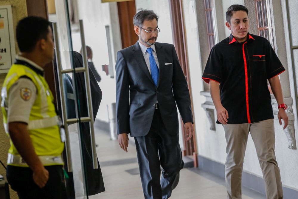 Former 1MDB chief executive officer Datuk Shahrol Azral Ibrahim Halmi is pictured at the Kuala Lumpur Court Complex November 7, 2019. u00e2u20acu201d Picture by Hari Anggarann