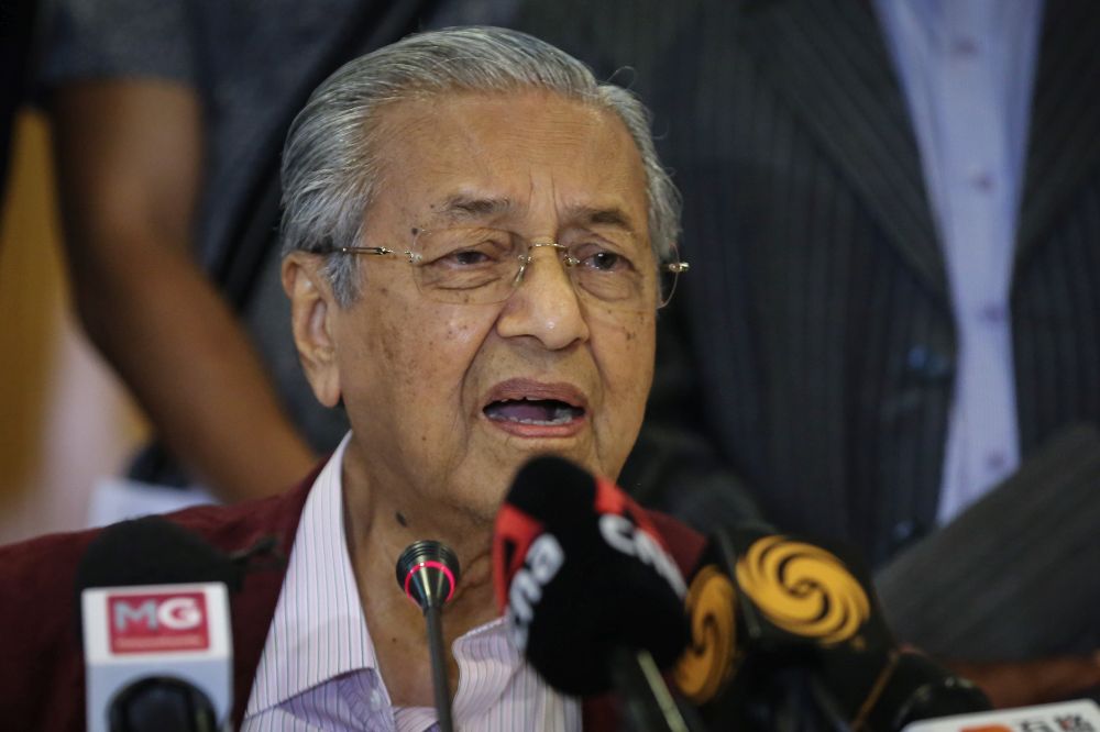 Prime Minister Tun Dr Mahathir Mohamad speaks during a press conference after Pakatan Harapanu00e2u20acu2122s Presidential Council Meeting in Putrajaya November 5, 2019. u00e2u20acu201d Picture by Yusof Mat Isa