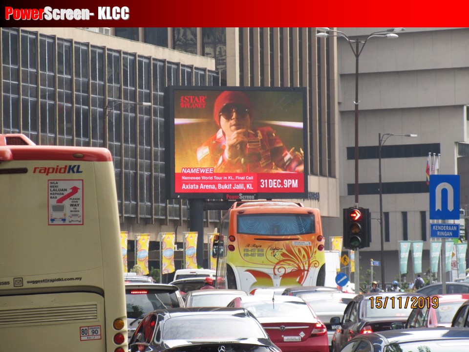 星艺娱乐为黄明志演唱会发放在KLCC的LED宣传视频截图。-星艺娱乐提供-