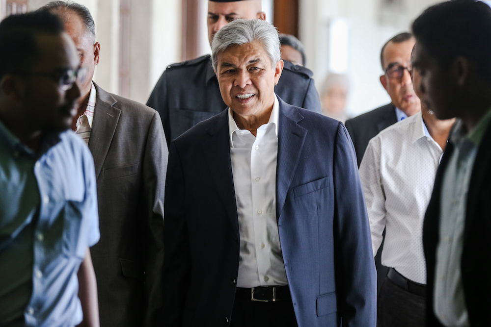 Datuk Seri Ahmad Zahid Hamidi is pictured at the Kuala Lumpur High Court December 3, 2019. u00e2u20acu201d Picture by Firdaus Latif