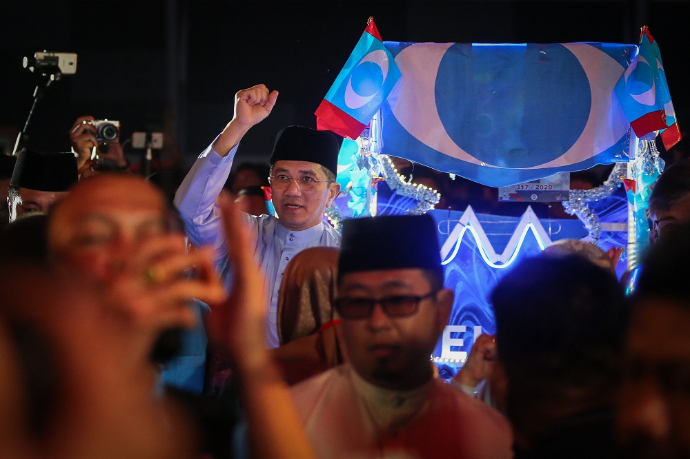 PKR deputy president Datuk Seri Azmin Ali arrives at the MITC for the PKR Women and Youth congress in Melaka December 5, 2019. u00e2u20acu201d Picture by Yusof Mat Isa