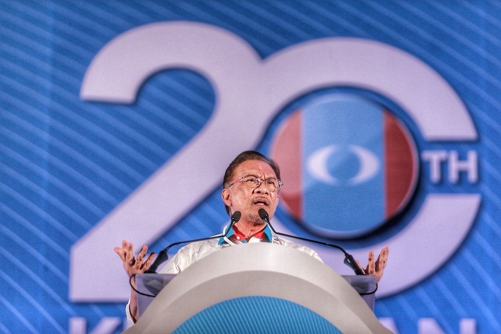 PKR president Datuk Seri Anwar Ibrahim addresses the 2019 PKR National Congress at MITC in Ayeh Keroh, Melaka December 8, 2019. u00e2u20acu201d Picture by Ahmad Zamzahuri