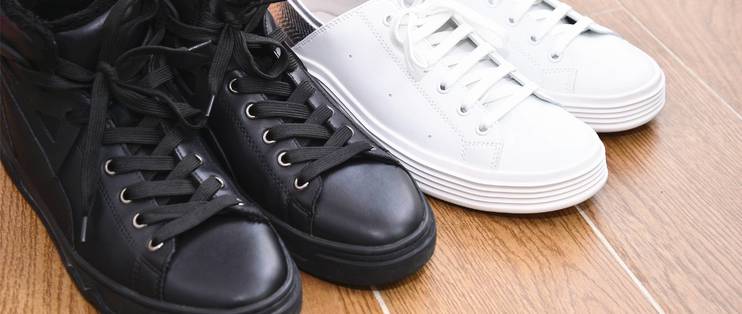 教育部黑鞋白鞋政策，引起了家长和商家的混淆。-图片摘自网络-