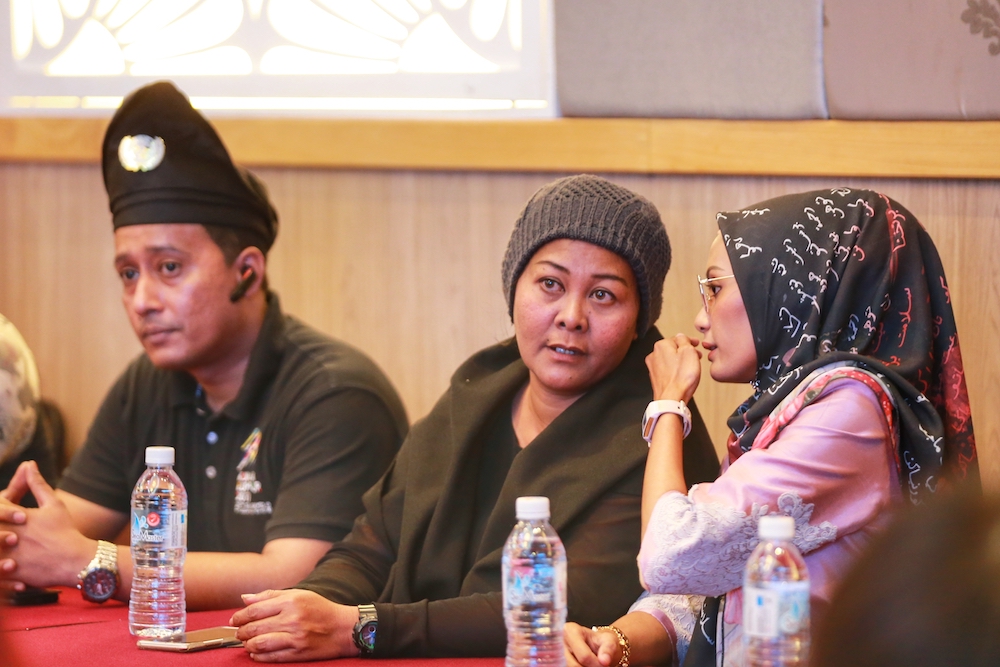 Actress Ellie Suriaty Omar (centre) attends the National Jawi Congress in Petaling Jaya December 29, 2019. u00e2u20acu201d Picture by Ahmad Zamzahuri