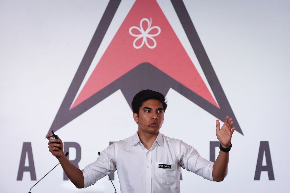 Syed Saddiq Syed Abdul Rahman speaks during an Armada fundraiser at the Setia City Convention Centre in Shah Alam December 2, 2019.  u00e2u20acu201d Picture by Yusof Mat Isa