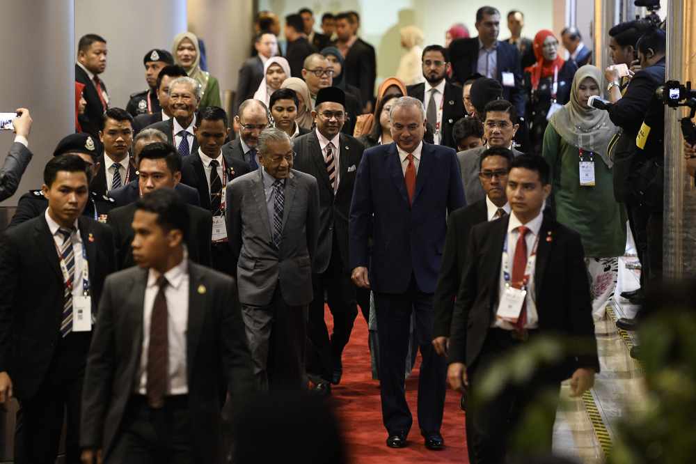 Deputy Yang di-Pertuan Agong Sultan Nazrin Shah (right) arrives at the Kuala Lumpur Summit 2019 in Kuala Lumpur December 21, 2019. u00e2u20acu2022 Picture by Miera Zulyana