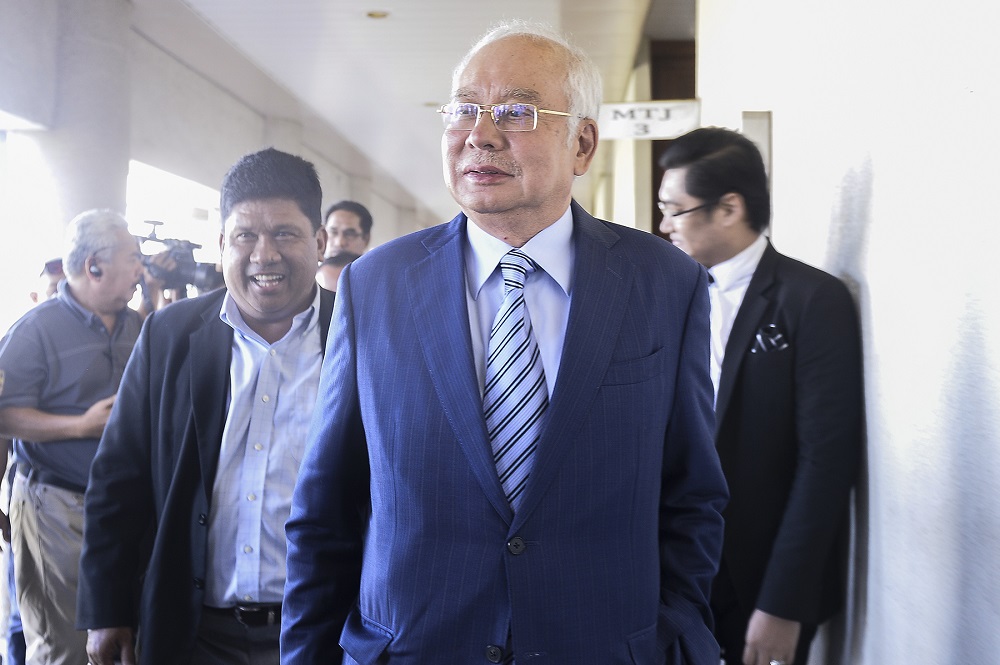 Former prime minister Datuk Seri Najib Razak leaves the Kuala Lumpur High Court January 6, 2020. u00e2u20acu201d Picture by Miera Zulyana