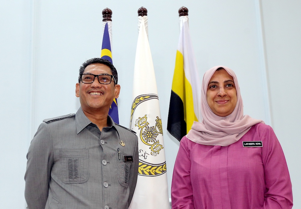 Malaysian Anti-Corruption Commission (MACC) chief Latheefa Koya visits Perak Mentri Besar Datuk Seri Ahmad Faizal Azumu at the State Secretariat Building in Ipoh January 9, 2020. u00e2u20acu201d Picture by Farhan Najib