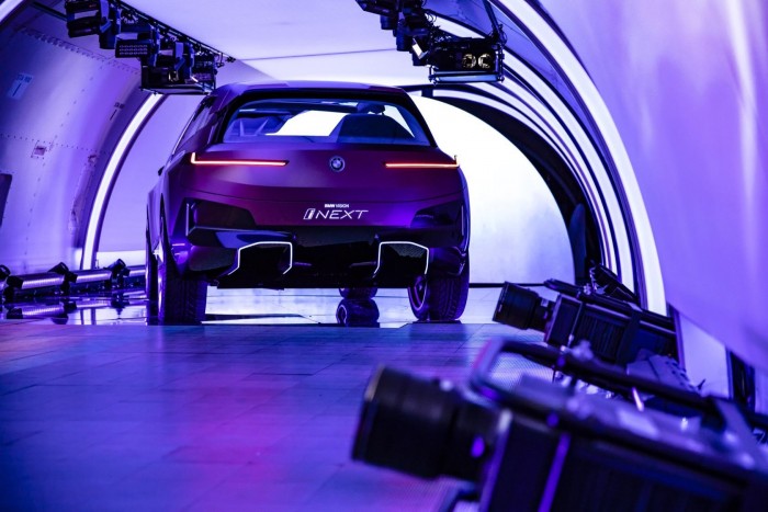 BMW的iNEXT车款，未来极大可能会朝5G的方向发展。