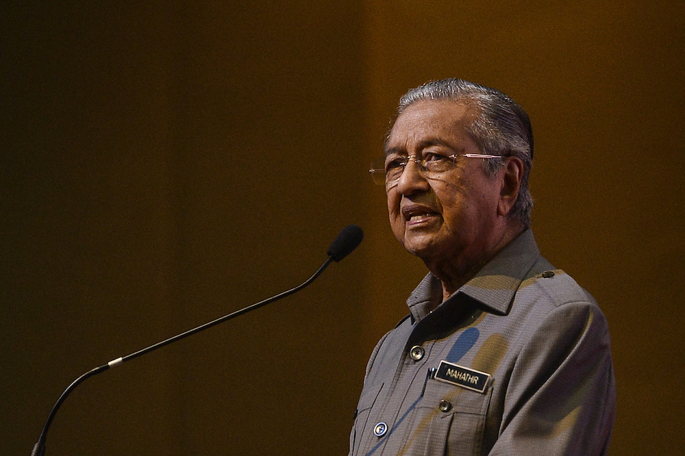 Prime Minister Tun Dr Mahathir Mohamad speaks during a stakeholdersu00e2u20acu2122 meeting organised by the Rural Development Ministry in Putrajaya January 30, 2020. u00e2u20acu201d Picture by Miera Zulyana