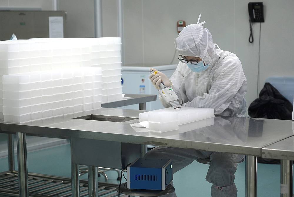 A technician works in a laboratory for manufacturing testing kits for the new coronavirus at a medical laboratory company Da An Gene Co in Guangzhou, Guangdong province, China January 28, 2020. u00e2u20acu201d Reuters pic 