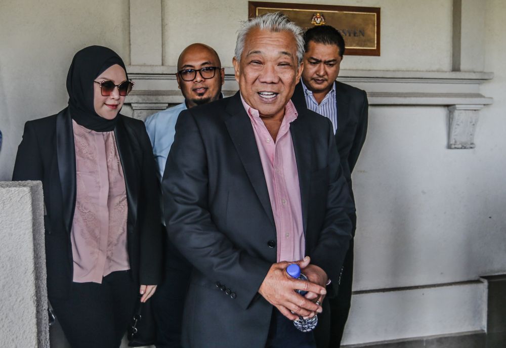 Datuk Seri Bung Moktar Radin is pictured at the Kuala Lumpur Courts Complex January 2, 2020. u00e2u20acu201d Picture by Firdaus Latif