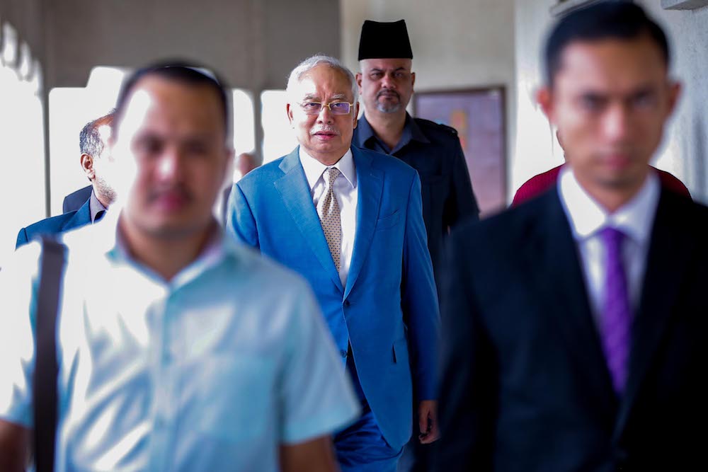 Datuk Seri Najib Razak is seen at the Kuala Lumpur Courts Complex January 21, 2020. u00e2u20acu201d Picture by Hari Anggara