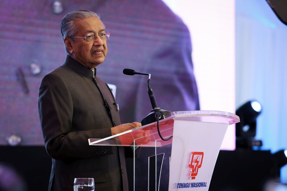 Prime Minister Tun Dr Mahathir Mohamad speaks at Tenaga Nasional Berhad's headquarters in Kuala Lumpur January 16, 2020. u00e2u20acu201d Picture by Yusof Mat Isa