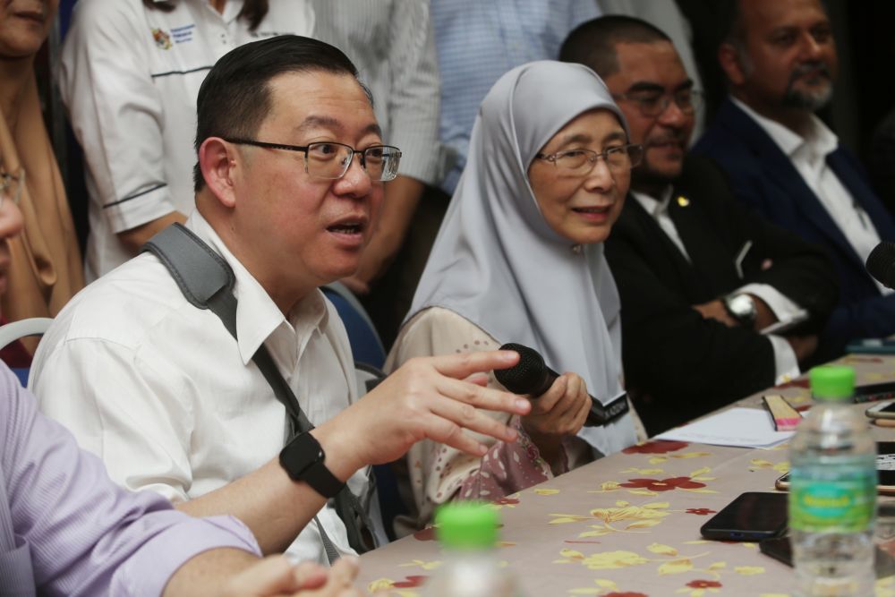 Finance Minister Lim Guan Eng speaks during a press conference at SMK Bandar Puchong (1) January 8, 2020. u00e2u20acu201d Picture by Choo Choy May