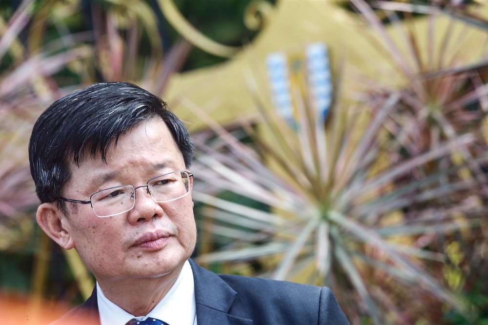 Penang Chief Minister Chow Kon Yeow outside Seri Mutiara, the Penang Governoru00e2u20acu2122s residence, in George Town February 25, 2020. u00e2u20acu201d Picture by Sayuti Zainudin