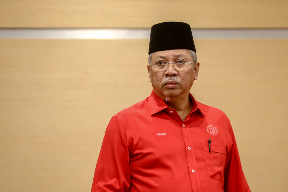 Umno secretary-general Tan Sri Annuar Musa speaks during a press conference at the partyu00e2u20acu2122s headquarters in Kuala Lumpur February 27, 2020. u00e2u20acu201d Picture by Firdaus Latif