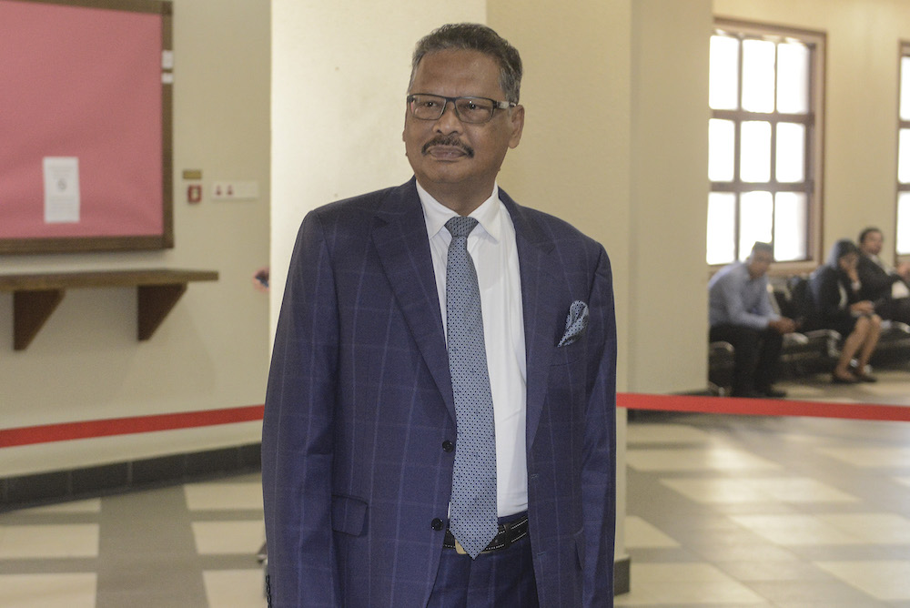 Former attorney general Tan Sri Mohamed Apandi Ali is pictured at at the Kuala Lumpur Court Complex, February 24, 2020. u00e2u20acu2022 Picture by Shafwan Zaidon