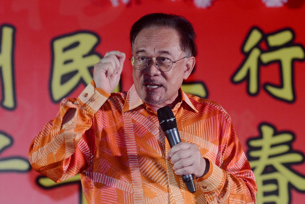 PKR president Datuk Seri Anwar Ibrahim speaks during the DAP Chinese New Year Open House in George Town January 31, 2020. u00e2u20acu201d Bernama pic